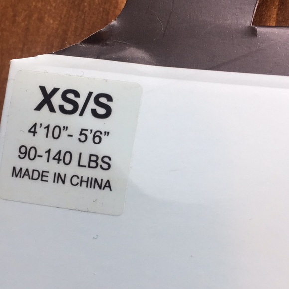 Cynthia Rowley floral tights - Picture 4 of 5